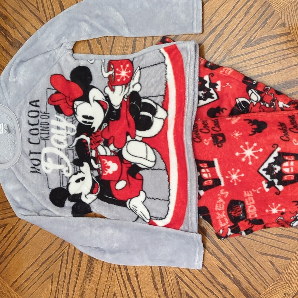 Disney Fleece PJs Adult Medium